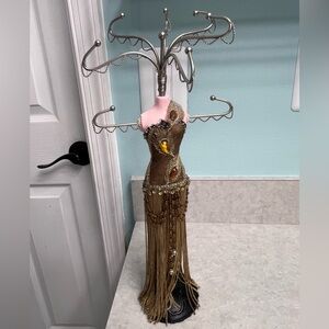 Jewelry holder good condition